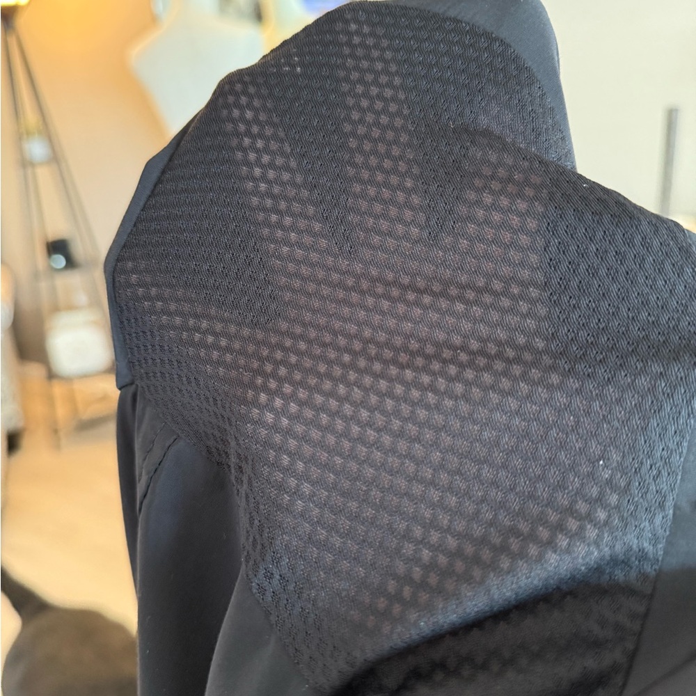 Fabletics Men's Black Half-Zip Pullover Jacket - image 5